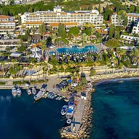 Coral And Otel Mercan Koyu