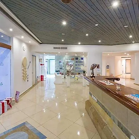 فندق Coral And كورال باي